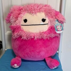 New Squishmallows 2021 Bigfoot Hailey 12”